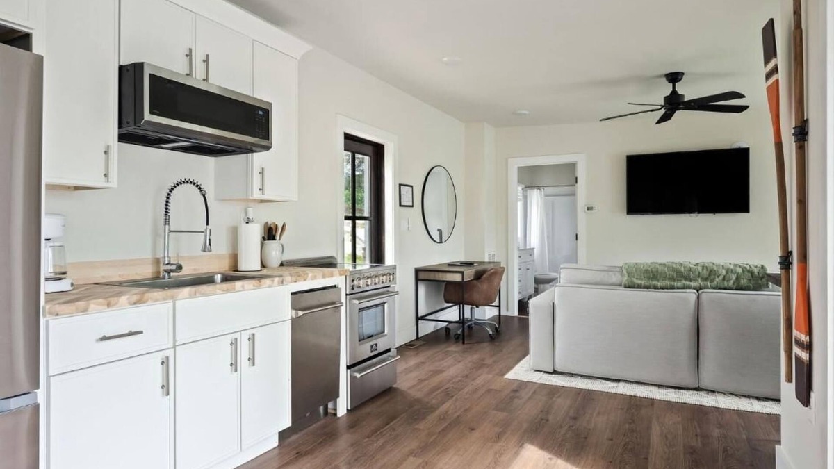 Allons Villa | 2 Bedroom Beacon Cottage 3 - Two bedrooms, one sleeper sofa and a kitchenette