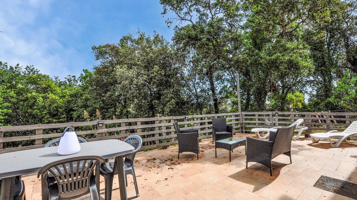 Biot Apartment | 2 bedroom beautiful apartment in Biot