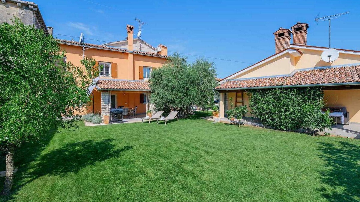 Stancija Vodopija House | 2 bedroom beautiful home in Porec