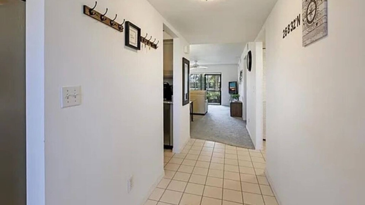 Naples Condo | 2-bedroom condo, full Golf Membership in newly renovated Naples gated community.