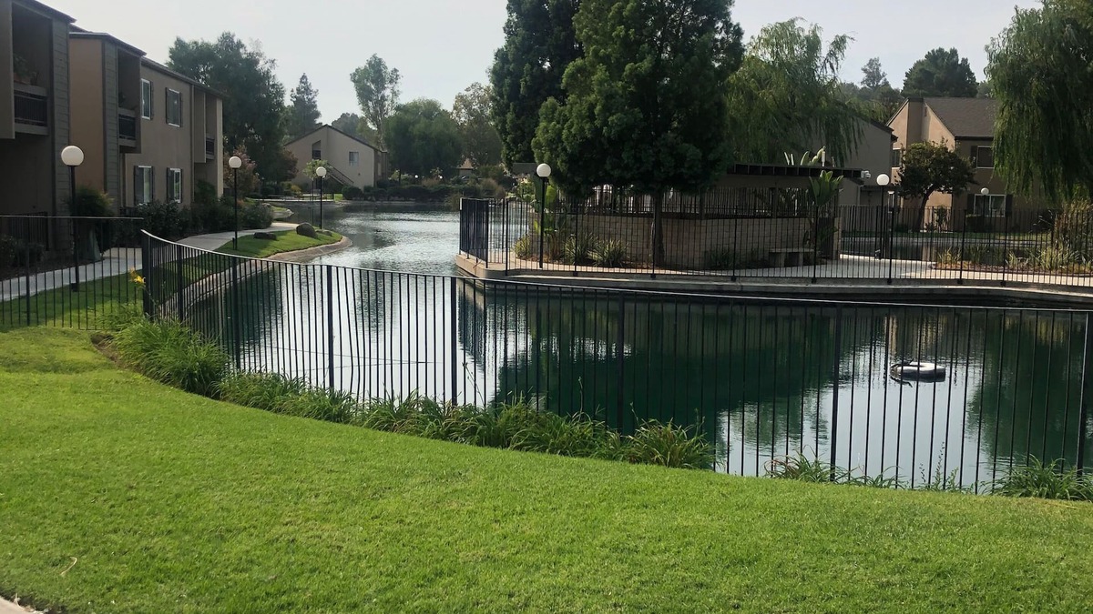 Valencia Condo | 2 bedroom Condo near 5 fwy. Valencia, Magic Mountain and College of the Canyons.