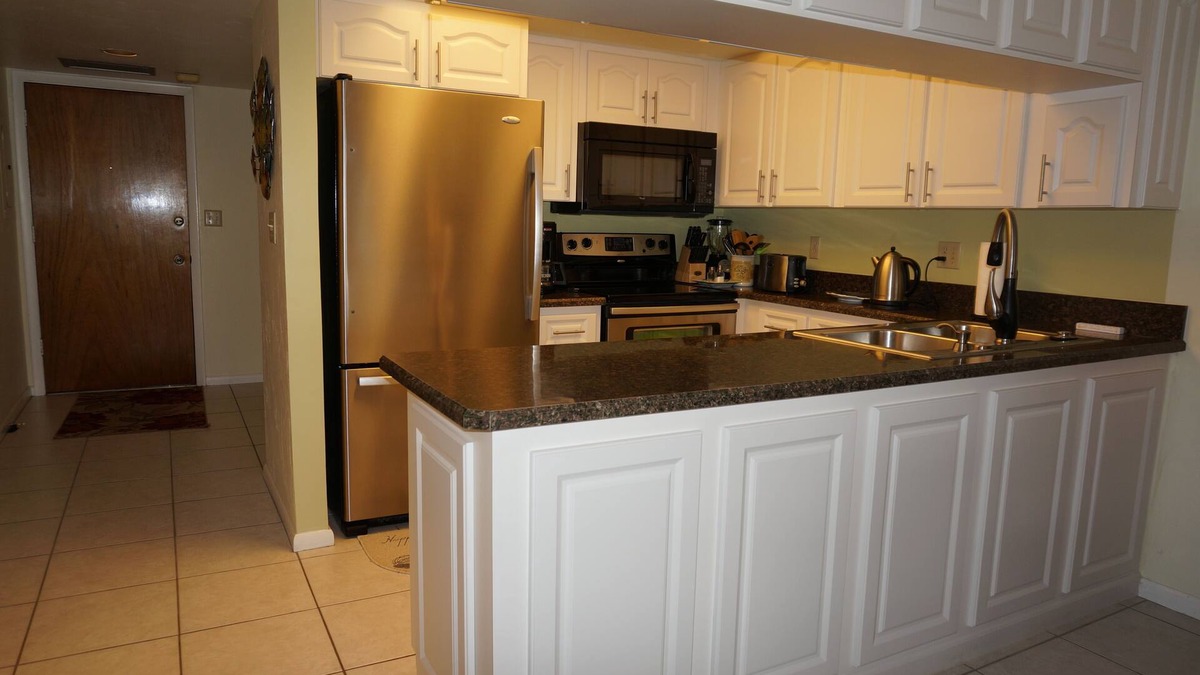 Clewiston Apartment | 2 Bedroom Condo On Lake Okeechobee Bass and Sun Condominium
