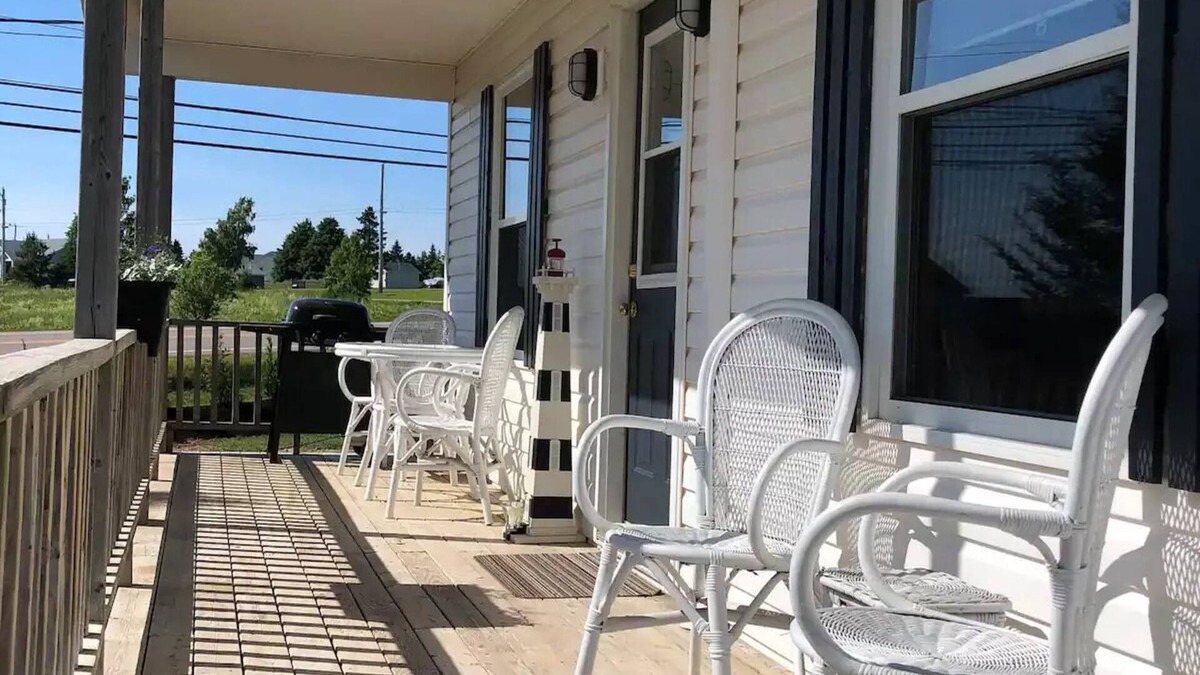 York Cottage | 2 Bedroom Cottage