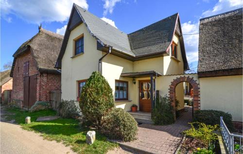 Mariendorf House | 2 Bedroom Cozy Home In Mariendorf
