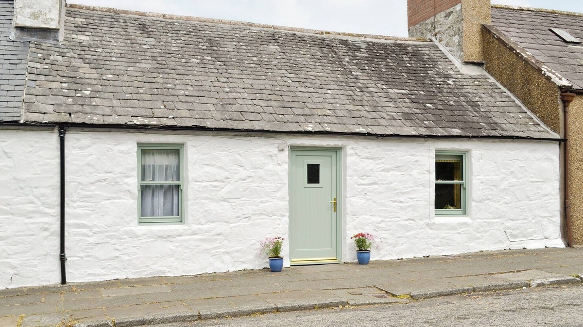 Wigtown Cottage | 2 bedroom accommodation in Bladnoch near Wigtown