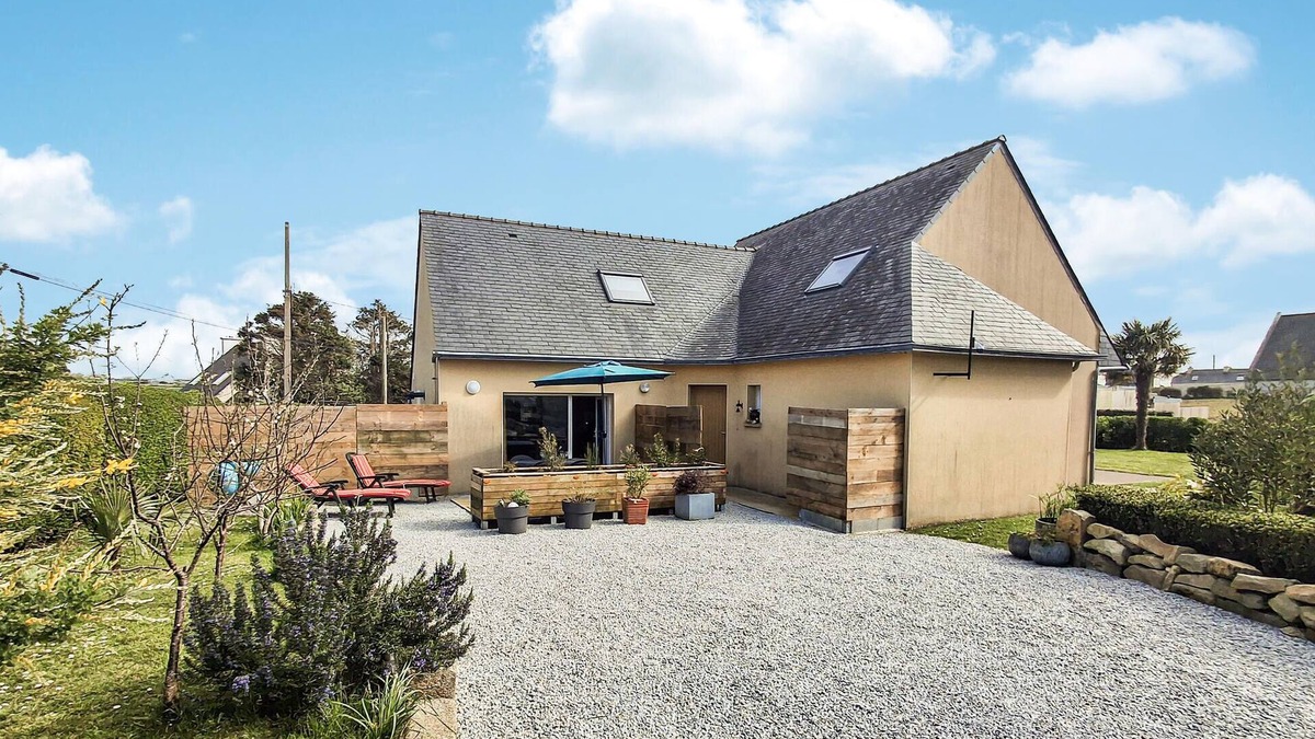 Saint-Pabu House | 2 bedroom gorgeous home in Saint-Pabu