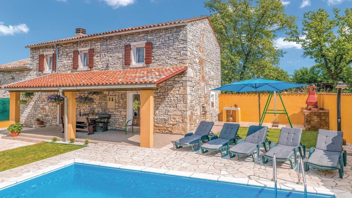 Sajini House | 2 bedroom gorgeous home in Barban