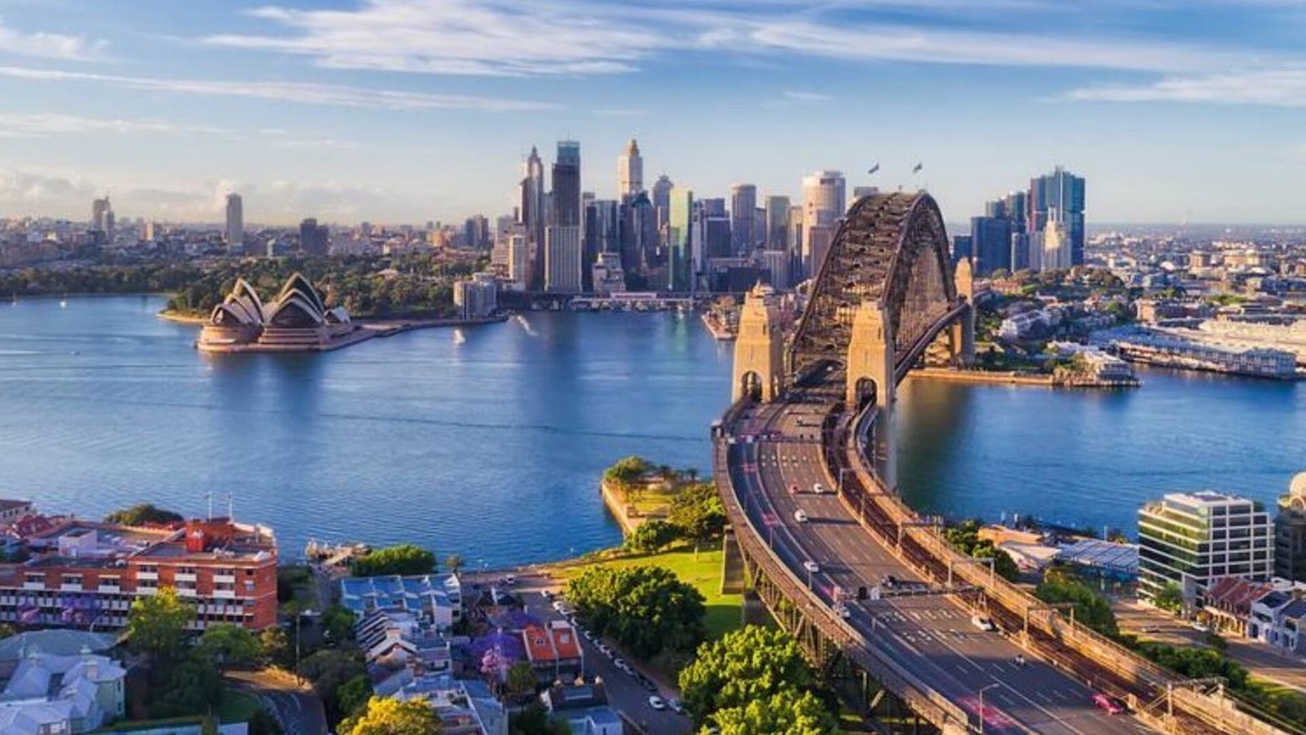 Bondi Junction Apartment | 2-Bedroom Harbour Suite Near to Bondi Beach Sydney