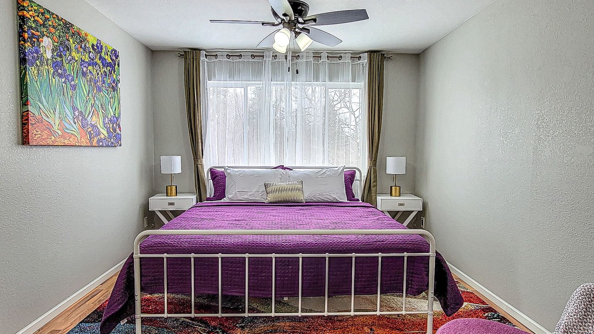 Lake George Apartment | 2 bedroom Hide-a-way with Balcony- minutes from Lake George