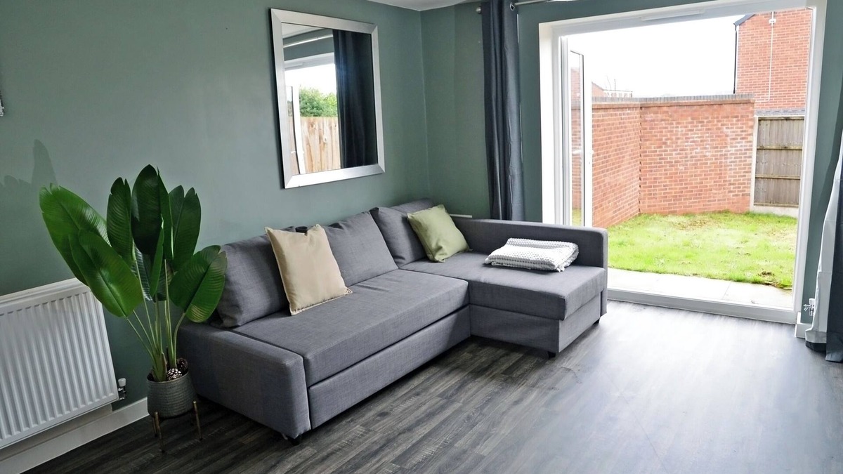 Forsbrook House | 2 Bedroom Home-Sleeps7,Fast Wifi,Near AltonTowers