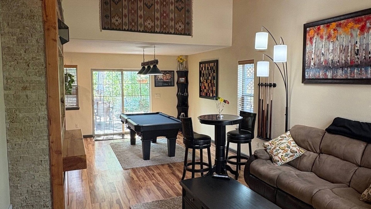 Durango West House | 2-bedroom house w/fitness room, pool table, pong, hot tub in marvelous Durango