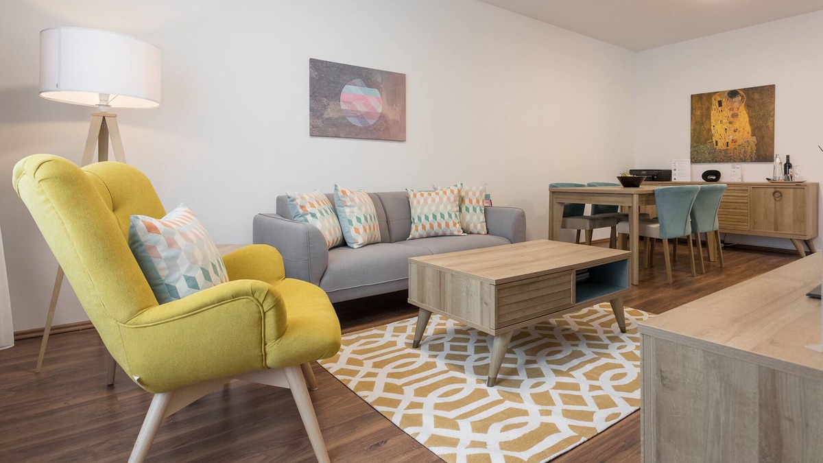 Erdberg Apartment | 2 Bedroom Modern Quiet Suite with Spacious Terrace/close to Metro line #8of10