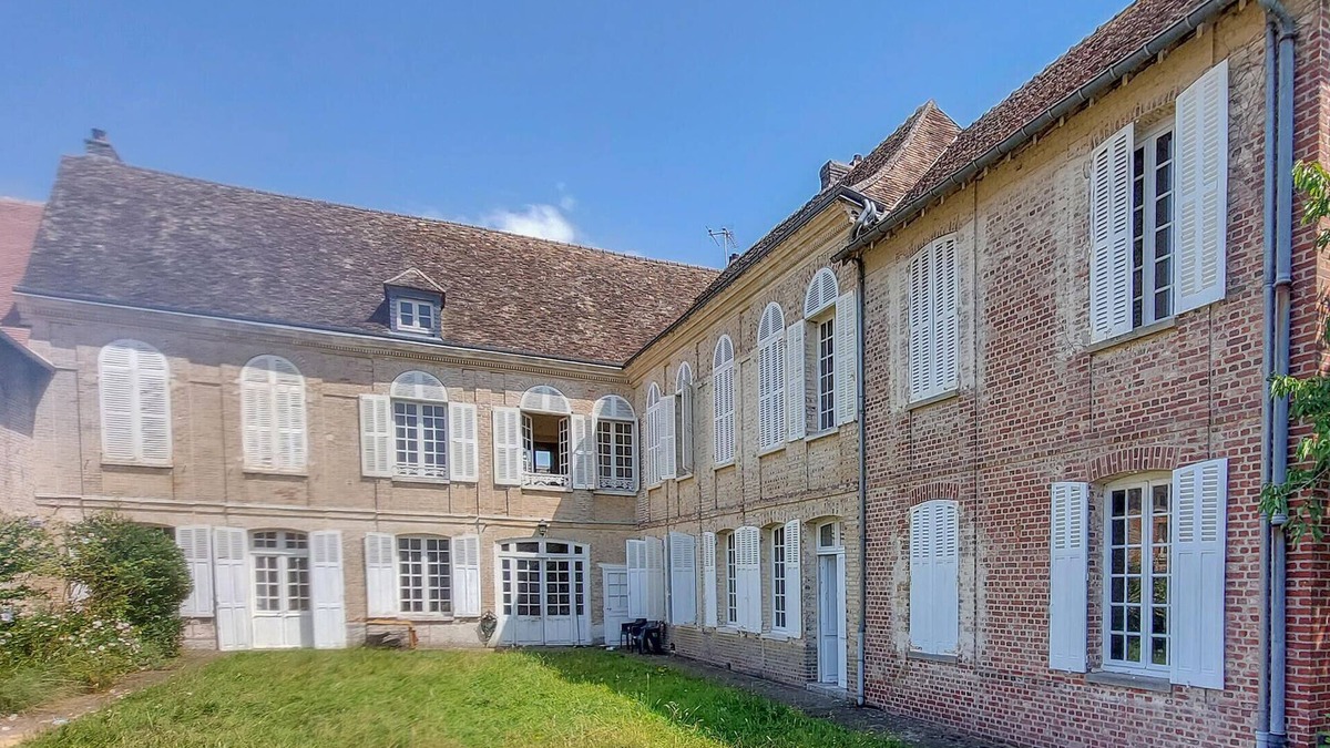 Les Andelys Apartment | 2 bedroom nice apartment in Les Andelys