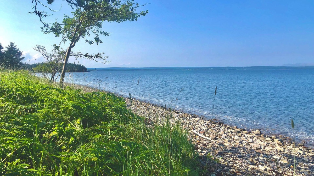 Richmond County House | 2-Bedroom Oceanfront in D'Escousse, Isle Madame