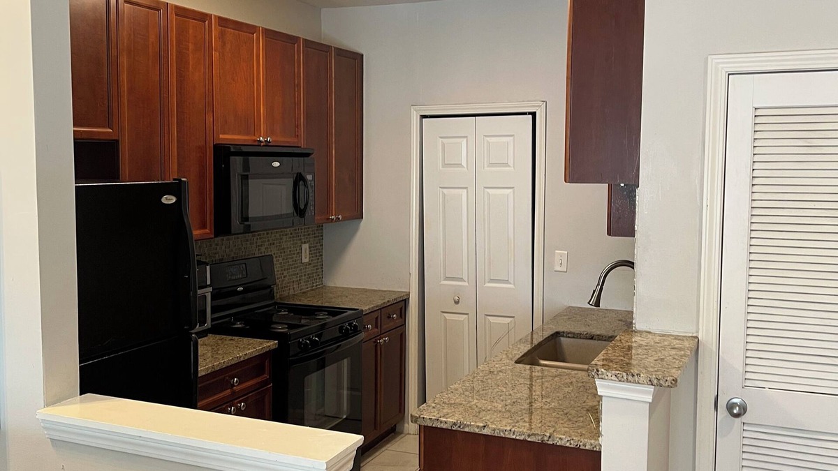 Duluth House | 2-bedroom townhome in fantastic Duluth with AC