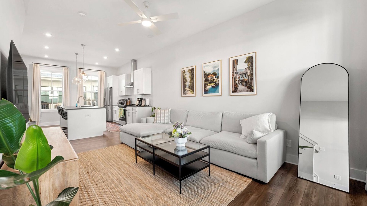 Chosewood Park House | 2-Bedroom Townhouse in Atlanta Near Airport, Downtown, Beltline, and More