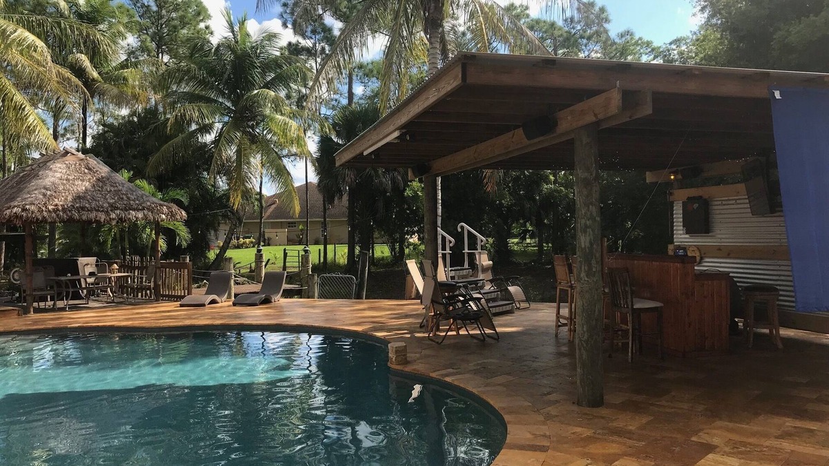 Hunt Club House | 2 Bedroom Triple Slide RV with Island & Outdoor Kitchen can also deliver. ROKU