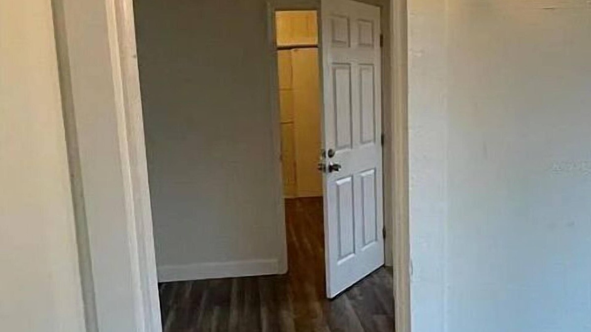 Saint Cloud House | 2 Bedroom Unit B