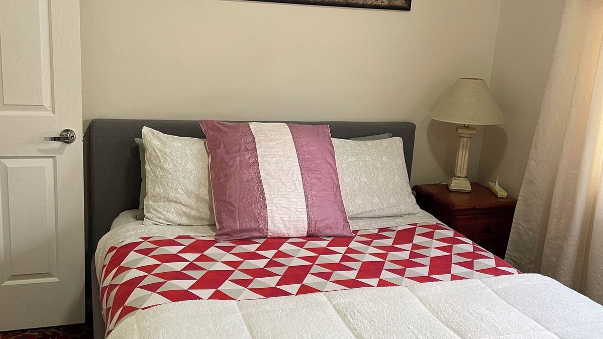 St Marys Bed & Breakfast | 2 bedroom unit in the heart of St Marys
