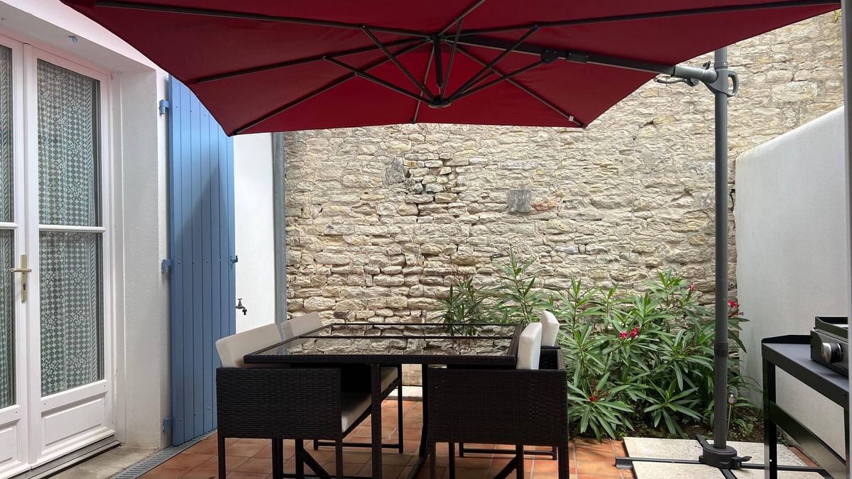 Saint-Martin-de-Re Apartment | 2 Bedrooms Apartment In Saint-Martin-De-Ré