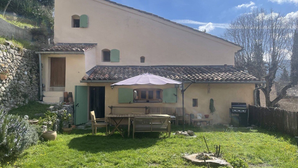 Signes House | 2 Bedrooms Private Vacation Home In Signes