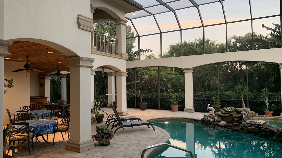 Coquina Sands House | 2 Blocks to the Beach!