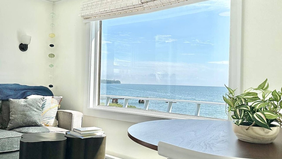 Bernard House | 2 BR Beachfront Home + Large Deck [Harbor Hideout]