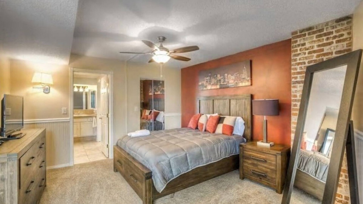 LoDo Apartment | 2 BR condo in heart of LoDo with great amenities