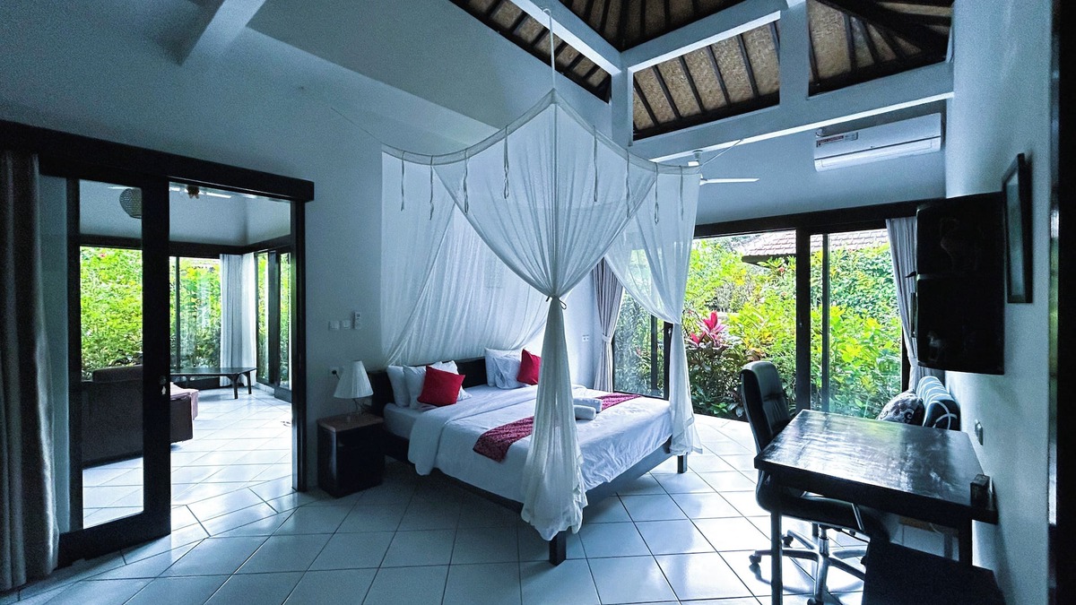 Lodtunduh Villa | 2-BR Ubud Villa - The Editorial W/Large Living Room, Family-Friendly