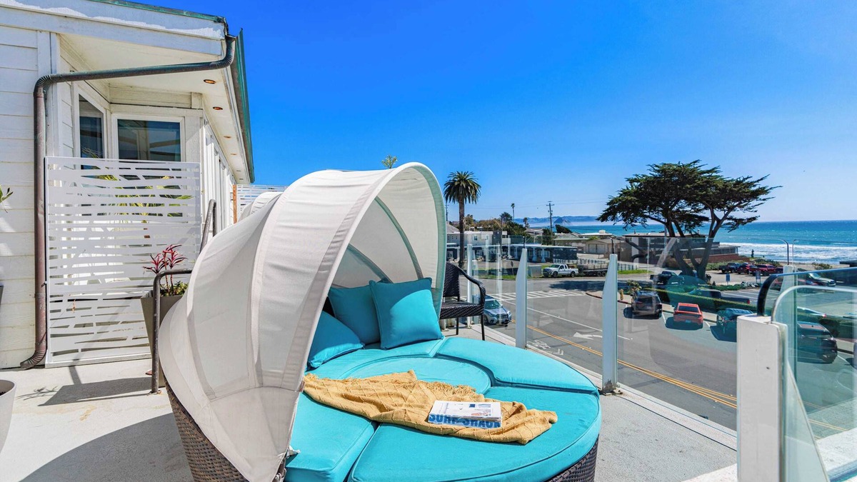 Cayucos Cottage | 2 Coastal Studios at Cayucus Beach Access + Ocean Views