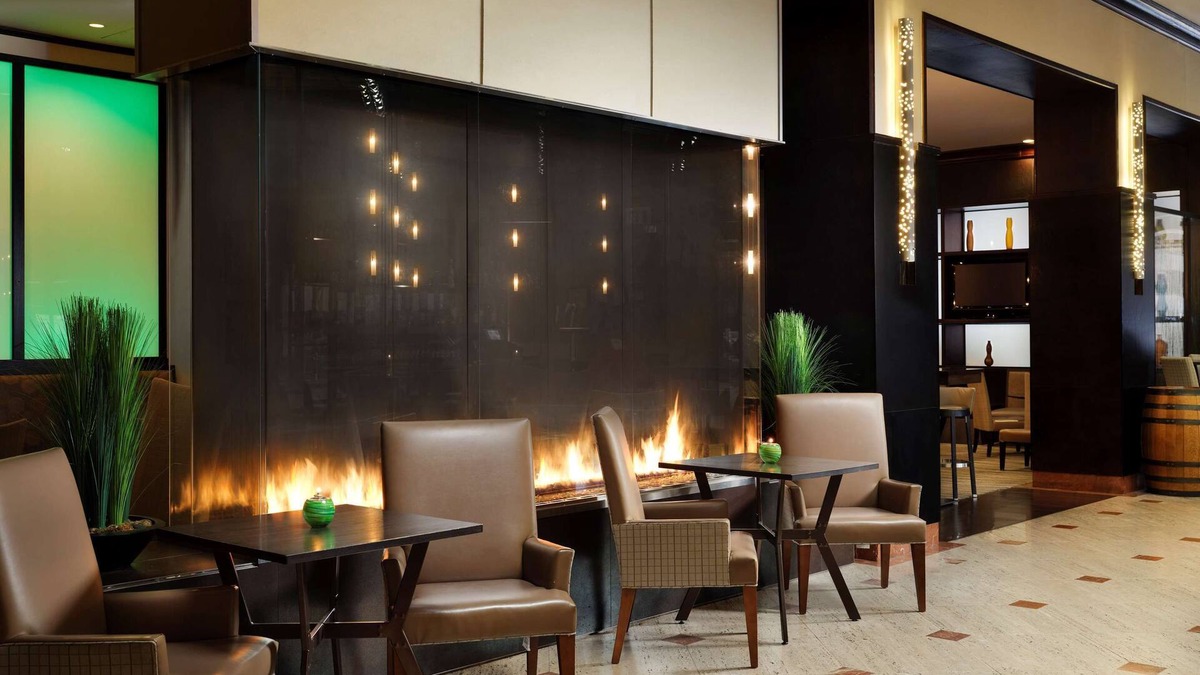 Rosemont House | 2 Connecting Suites at a 4⭐️ Hotel