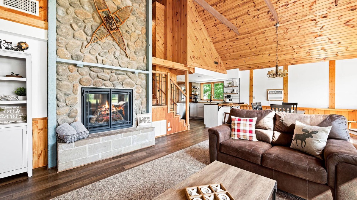 Hayward House | 2 cozy, secluded cabins on beautiful waterfront acreage with epic game roomn