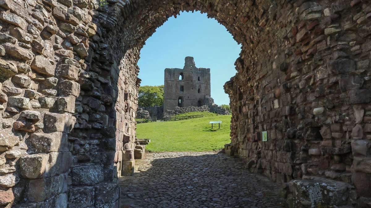 Norham Cottage | 2 CROSS VIEW, pet friendly, character holiday cottage in Norham