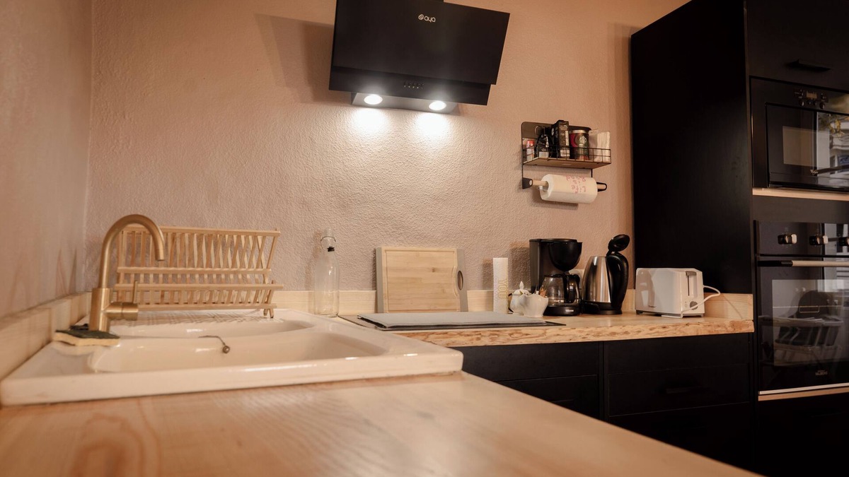 Saint-Saturnin-sur-Loire House | 2 double rooms Camille CLAUDEL and Niki de SAINT PHALLE