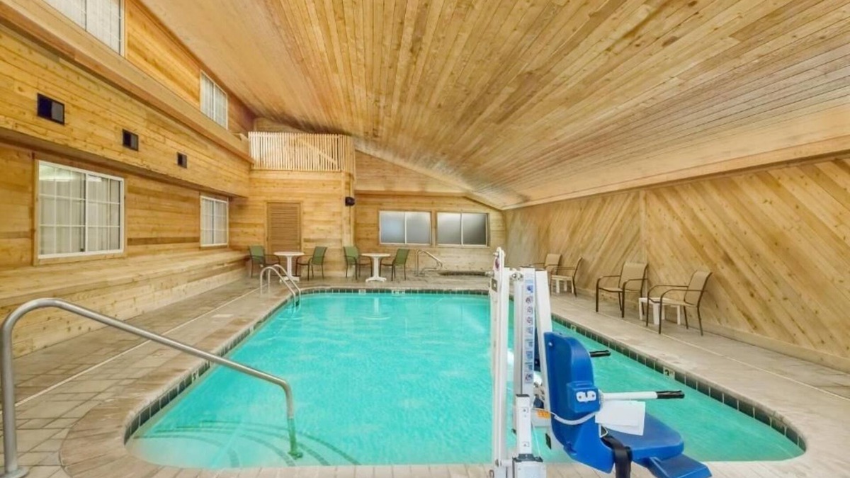 Atlantic Hotel | 2 Efficient Rooms w/Free Breakfast, Ideal for Business Travelers just off Hwy 6