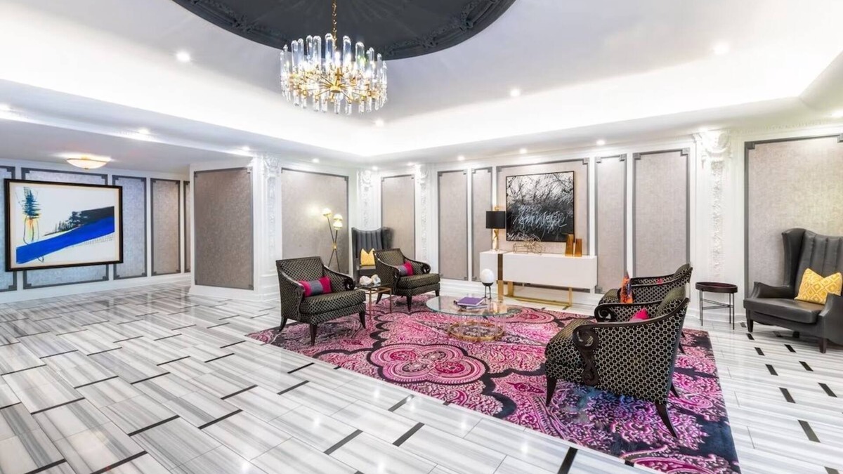 Kalorama Heights Hotel | 2 Elegant Stays with Onsite Dining & Complimentary Coffee in the Heart of D.C.