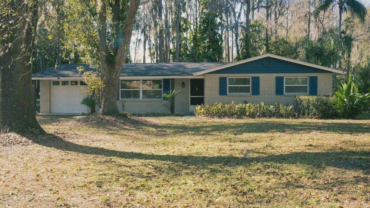 Greater Northdale House | 2 homes plus RV on lake