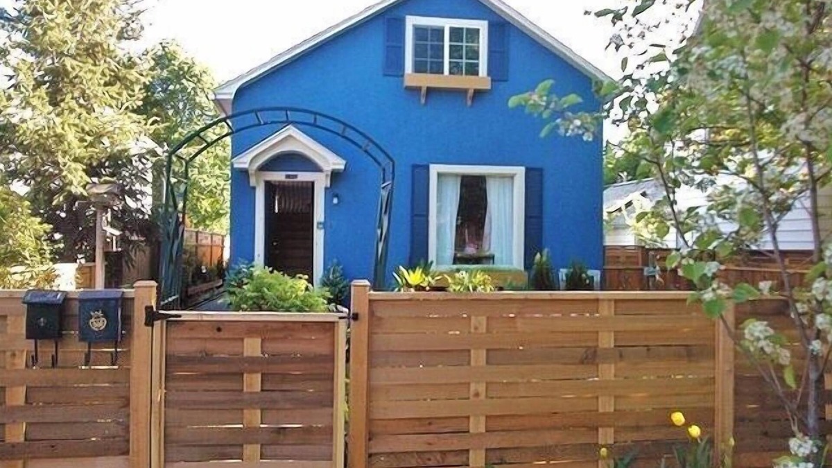 Garden District House | 2 Houses for the price of 1! Downtown! Walk! Free bikes! Renovated 2023!