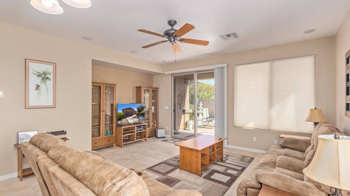 San Tan Valley House | 2 King Beds! Private Spa! 2 Bedroom & 2 Bathroom Home in Queen Creek!