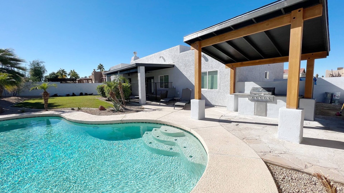 Fortuna Foothills House | 2 king size beds, Heated pool, Patio.& grill & Fast.Wi-Fi