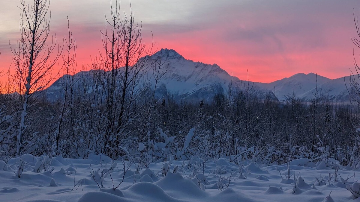 Gateway Ski Chalet | 2 Master Suites-The Mountain View Chalet @ Abby's Place
