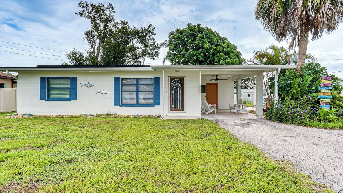 Punta Gorda House | < 2 Mi to Punta Gorda Beach Park! Nautical Retreat