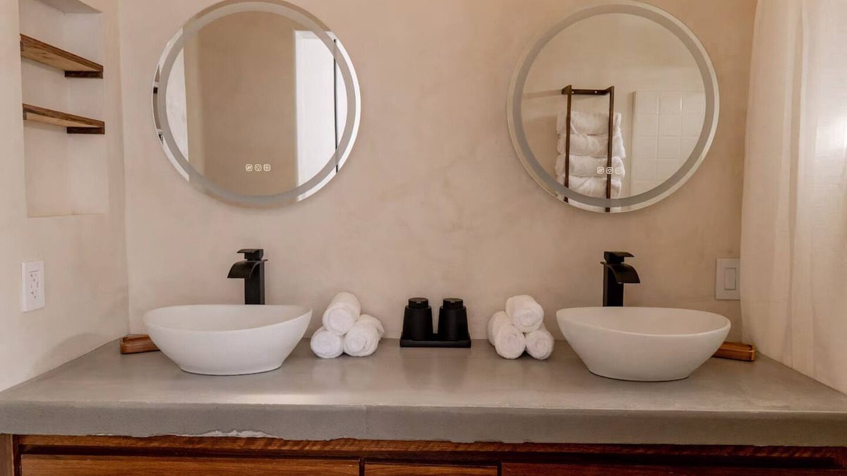 Moreno Valley Apartment | 2 min From Hospitals & Lake - A Modern Bali Studio