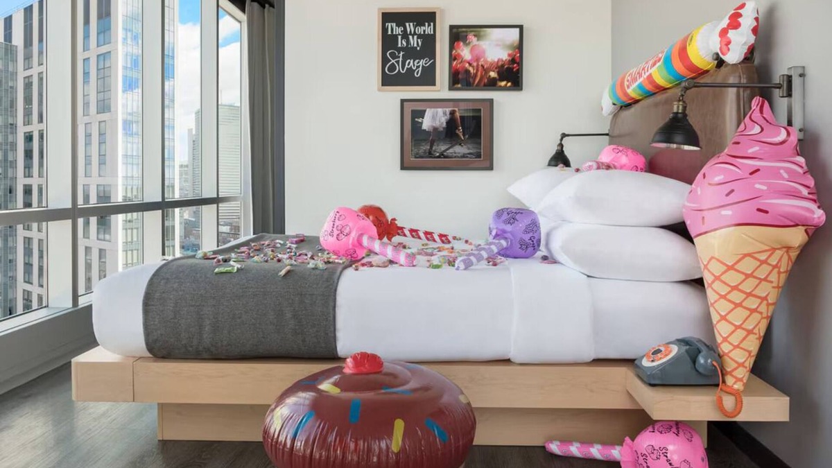 Chinatown Hotel | 2 Queen Rooms at Moxy Boston Downtown - Pet-Friendly, Sleek & Great Location!