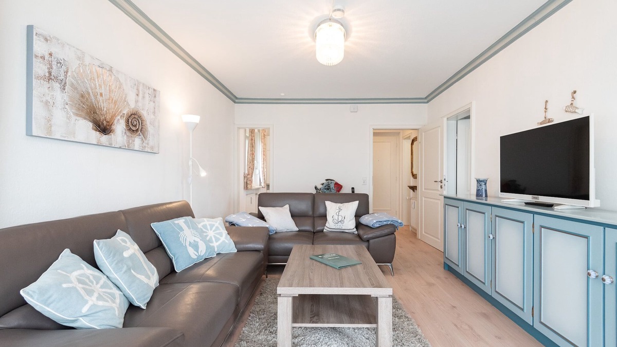 Wenningstedt-Braderup Apartment | 2-room apartment in a prime location with approx. 48 m² living space, for 2 people