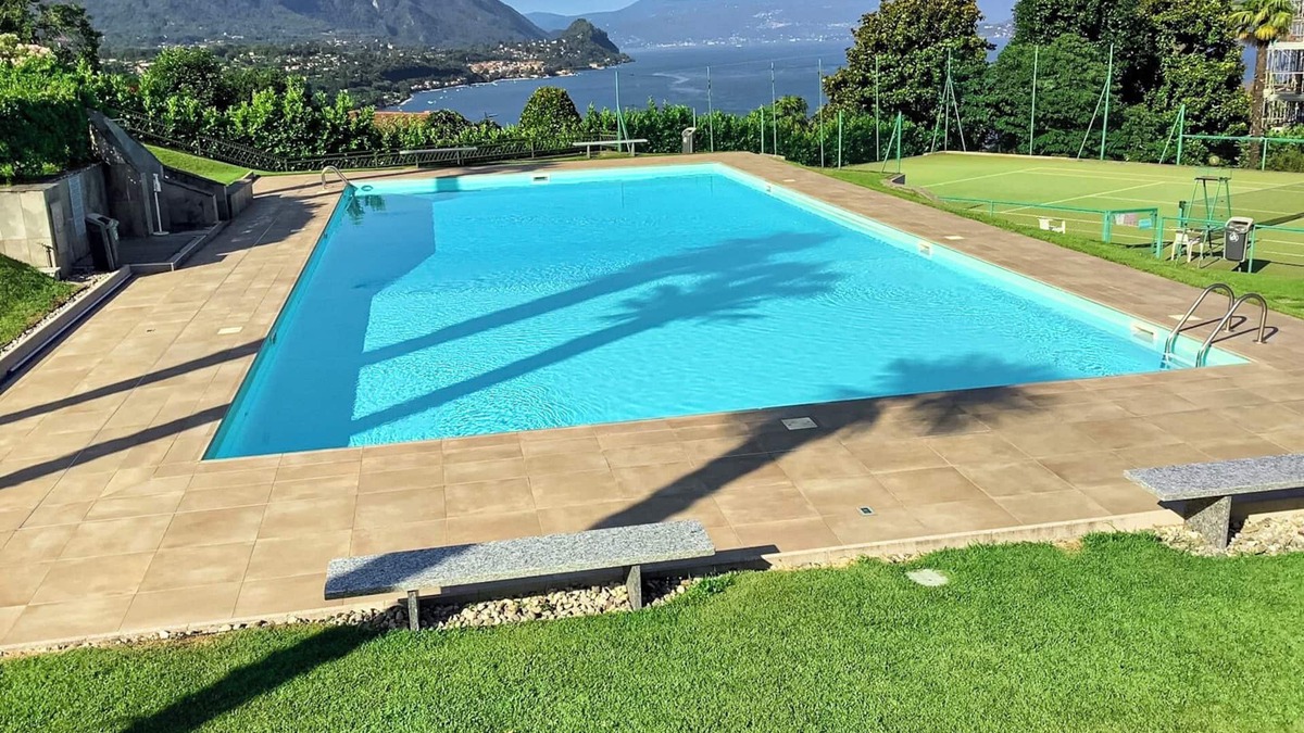 Luogo Ameno Apartment | 2-room apartment with balcony and terrace in a park with pool