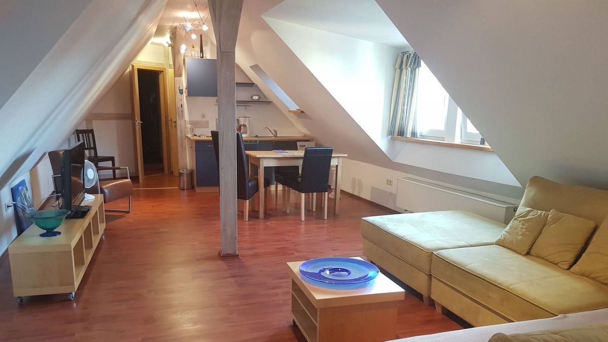 Hilpoltstein Apartment | 2 room attic apartment holiday apartment with bath tub and single kitchen
