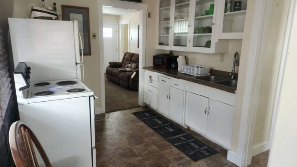 South Salt Lake House | 2 Rooms House Close to Downtown with quick freeway