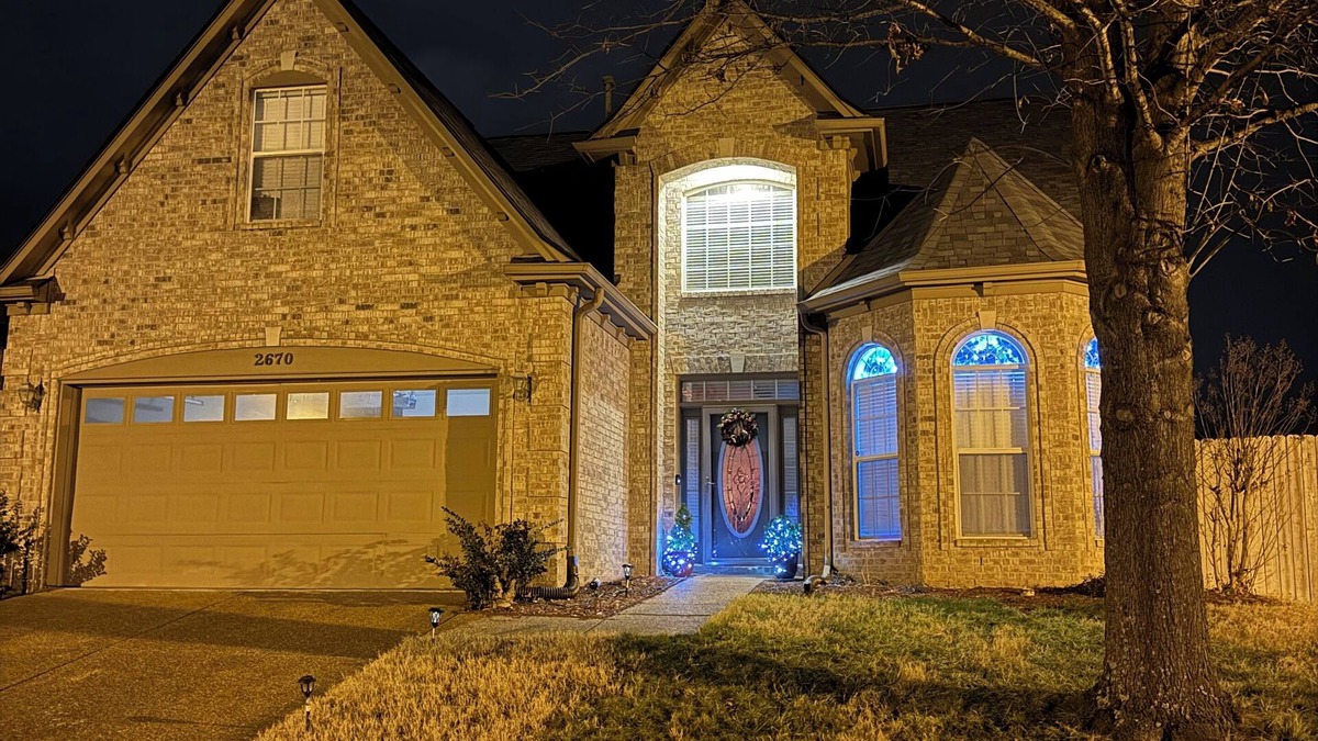 Gray's Creek House | 2 Rooms in a house in charming Memphis with treadmill, AC, WiFi, TV, coffee,