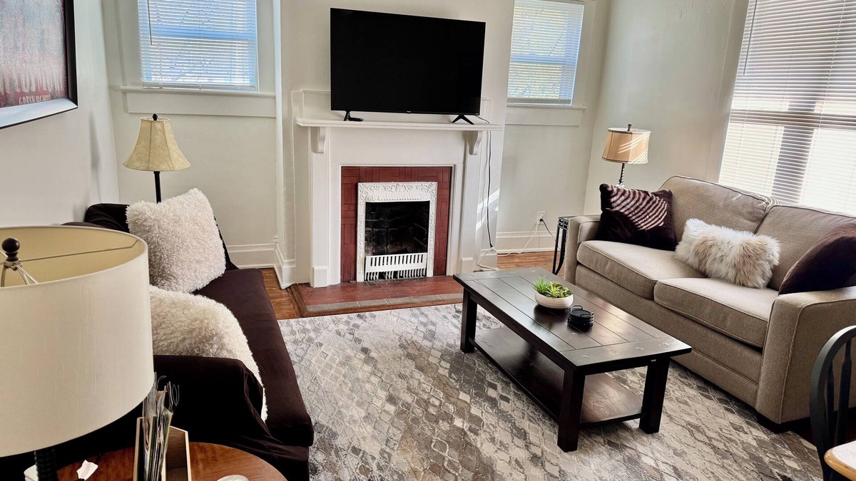 Five Points South Apartment | #2 UAB 2bd2bth in the heart of city